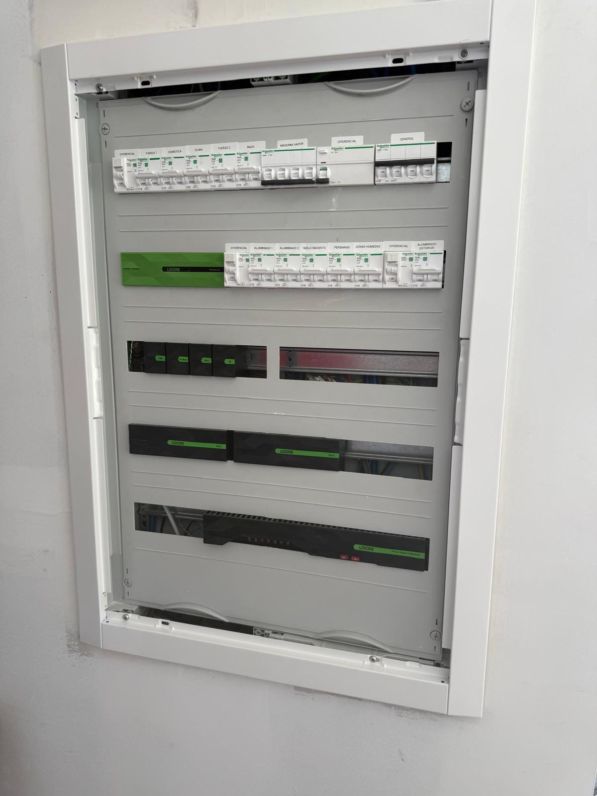 WhatsApp Image 2025-08-10 at 16.59.12 (1)